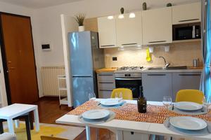 Lucca appartamento con giardino