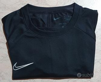 T-Shirt uomo taglia XL Nike 