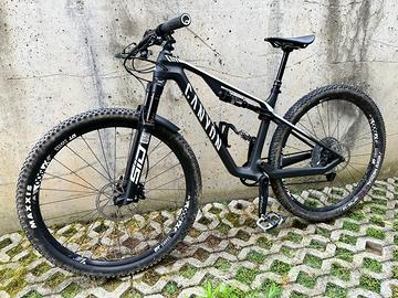 Mountain Bike Canyon Lux