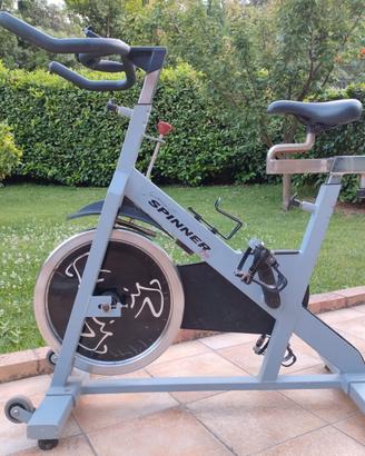 SPIN BIKE STAR TRAC SPINNER® PRO