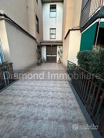 Appartamento ascensorato ad Aci Catena