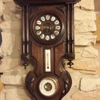 Orologio a pendolo antico