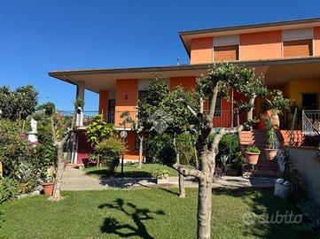CASA SEMINDIPENDENTE A PONTE BUGGIANESE
