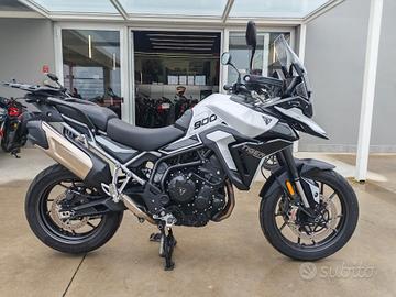 Triumph Tiger 900 GT