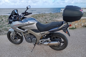 Yamaha tdm 900 anno2006