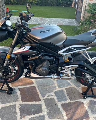 Triumph street triple 765rs