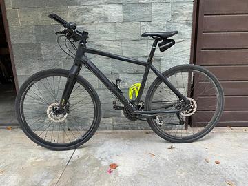 Bici MTB Cannondale taglia 28”