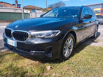 BMW 525 X MILD HYBRID
