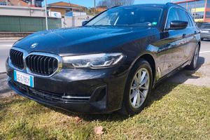 BMW 525 X MILD HYBRID