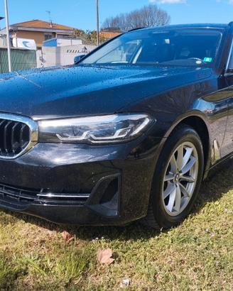 BMW 525 X MILD HYBRID