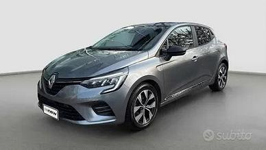 RICAMBI X RENAULT CLIO ANNO 2021