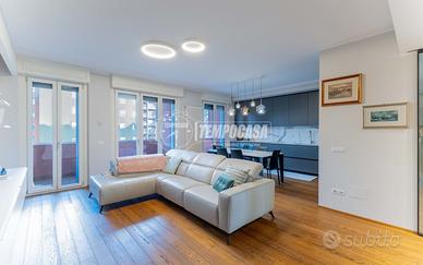 QUADRILOCALE RISTRUTTURATO IN CENTRO