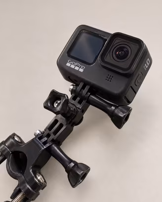 Titolo: GoPro HERO9 Black + supporto