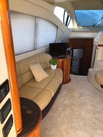 Imbarcazione a motore