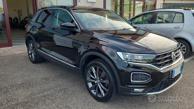 Volkswagen T-Roc 2.0 TDI SCR 4MOTION Advanced Blue