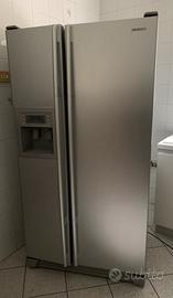 Frigo Samsung 532 L con dispenser