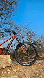 Trek Slash 8 2023 M/L