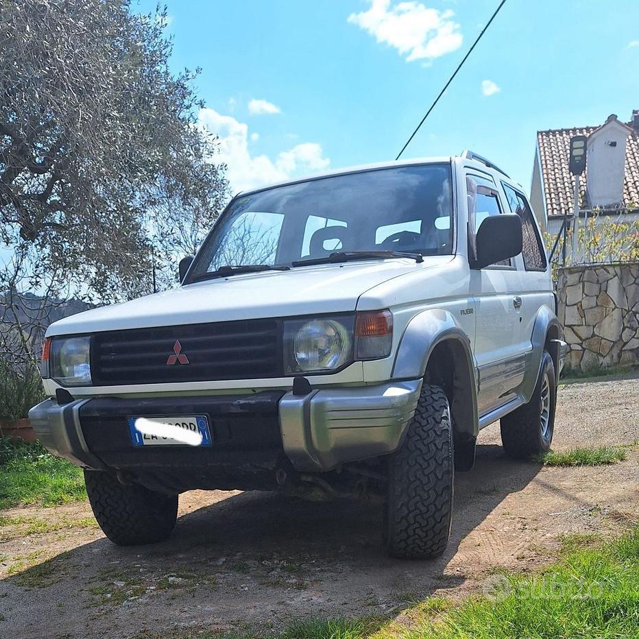 MITSUBISHI Pajero ('82-'00)
