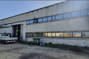 Afffittasi capannone in zona artigianale
