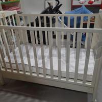 Lettino Chicco colore bianco  in legno 