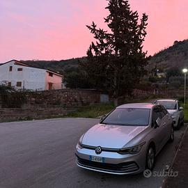 Volkswagen Golf 8 2.0 tdi 150cv cambio automatico