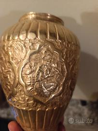 Coppia Vasi in ottone lavorati a mano Arte Persian