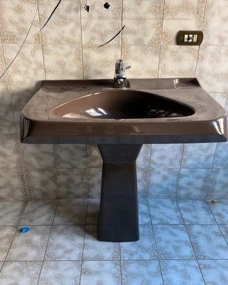 Sanitari bagno anni 70 di design