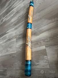 Legno artigianale con firma artista contemporaneo