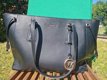 MICHAEL Michael Kors
Borsa tote Voyager media in p