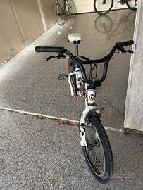 BMX FREESTYLE