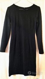 Vestito nero elegante elasticizzato manica lunga