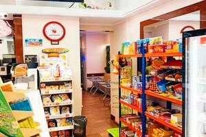 Bar già completo per attività commerciale