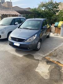 Auto Tata indica vista 1.3 quadrijet