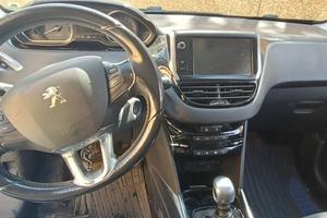 Peugeot 2008 1.6 e-HDI 115 CV S&S Allure