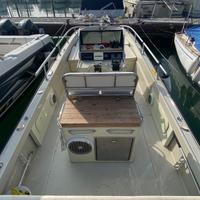 Boston Whaler 25 outrage