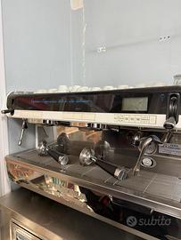 Attrezzatura bar -macchina caffè -macinino