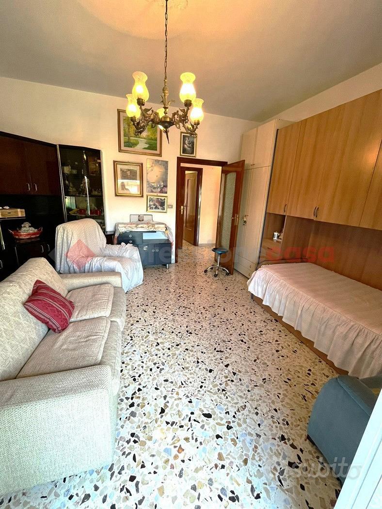Apartment in Modugno, Bari - Vista 3