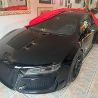 Audi R8 4.2 V8 FSI quattro R tronic/ PERFORMANCE