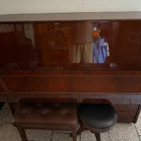 Pianoforte verticale TCHAIKA