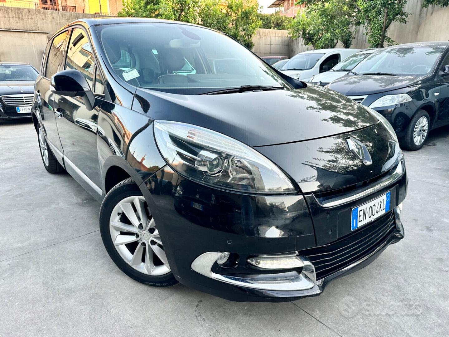 Subito VINCAR Renault Scenic XMod 1.5 dci 110cv automatico! Auto