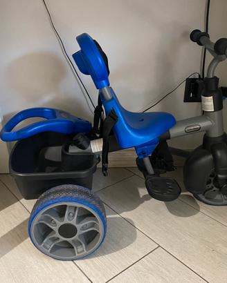 Triciclo bambini varie fasi crescita