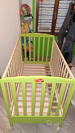 Lettino bambino con sponde regolabili e cassetto 