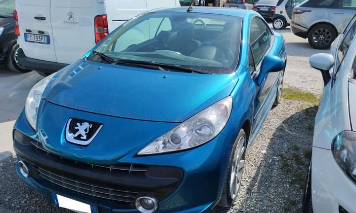 PEUGEOT 207 1.6 HDi 110CV CC Féline