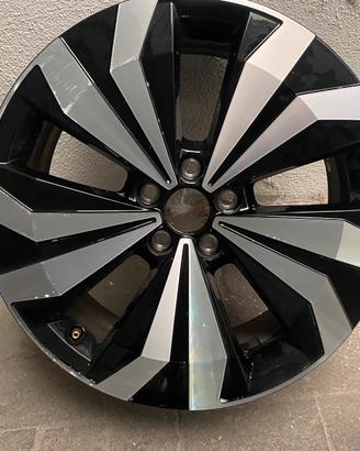 Cerchione 17 bicolore Manila originale VW T-Cross