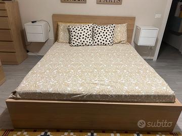 letto matrimoniale  come nuovo con materasso
