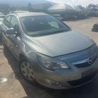 RICAMBI USATI OPEL ASTRA J S.W - ANNO 2013