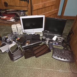 Lotto oggetti informatici vari