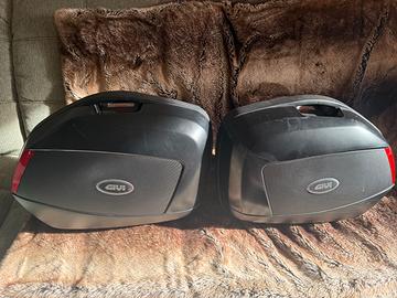 Borse Givi - Attacco universale - V35