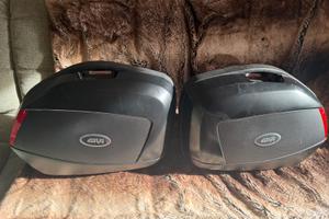 Borse Givi - Attacco universale - V35