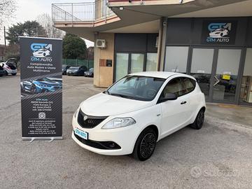 Lancia Ypsilon 1.2 69 CV 5 porte GPL - Neopatentat